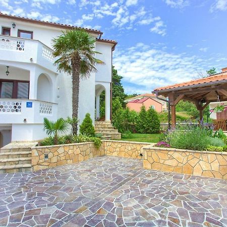Rooms Stolfa Krk Town Exterior photo